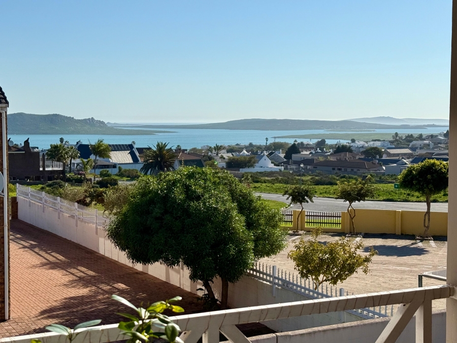 2 Bedroom Property for Sale in Myburgh Park Western Cape